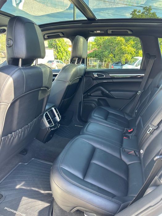 Porsche Cayenne  S Hybrid Plug In