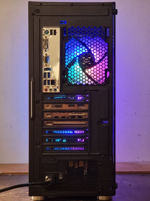 Геймърски Компютър/R5 3600/RAM-12GB/SSD-512GB/RTX 2060 6GB