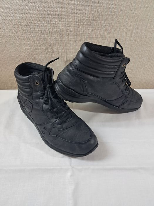 Кожаные туфли р.40, кроссовки .