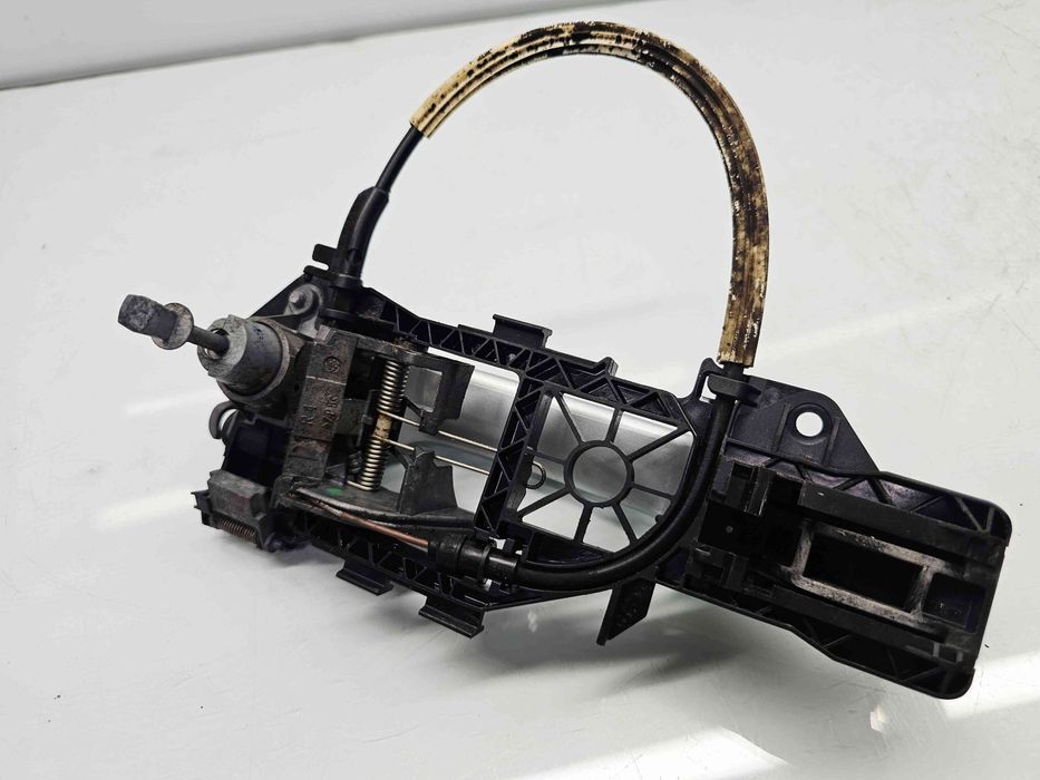 Maner usa dreapta fata Volkswagen Passat B7 (362) [Fabr 2010-2014] LA7
