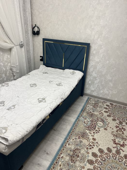 Однаспальный кровать