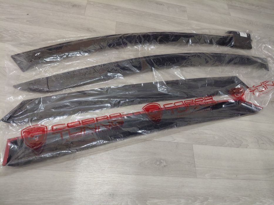 Ветровики на Черри Тигго 2