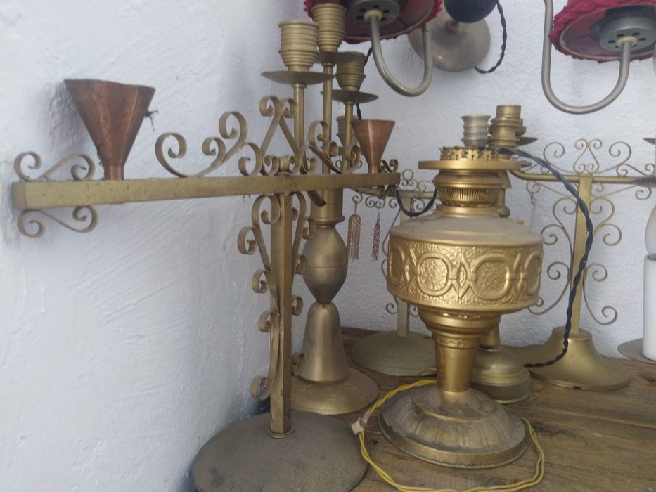 Лампи ръчна изработка на ток и свещници