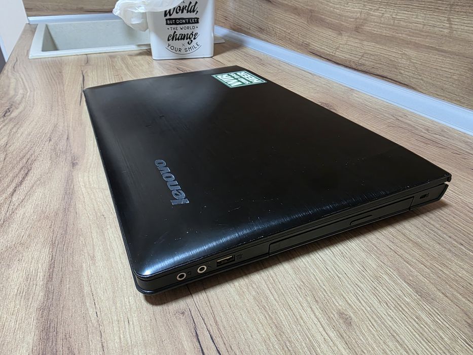 Лаптоп lenovo idea pad y500