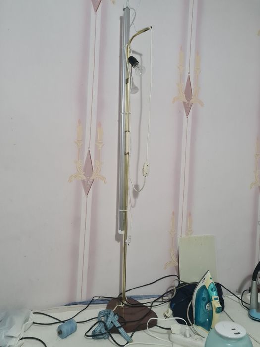 Фитолампа для растений.