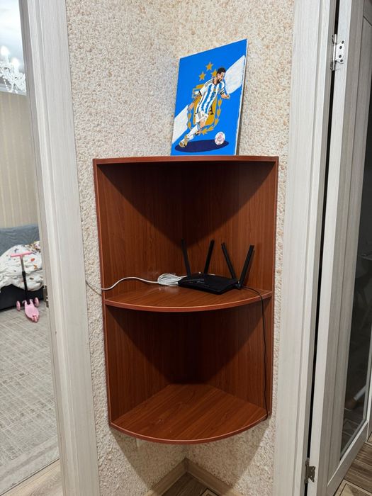 Продам прихожую.