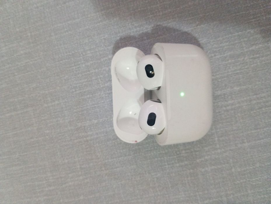Наушники AirPods 3