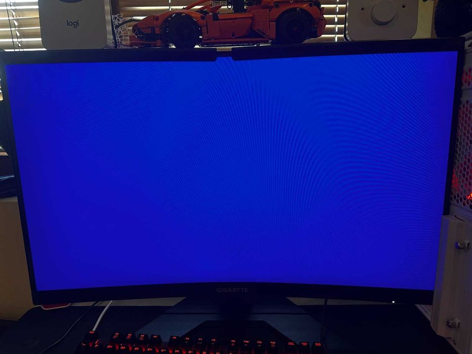 Геймърски сетъп в отлино състояние