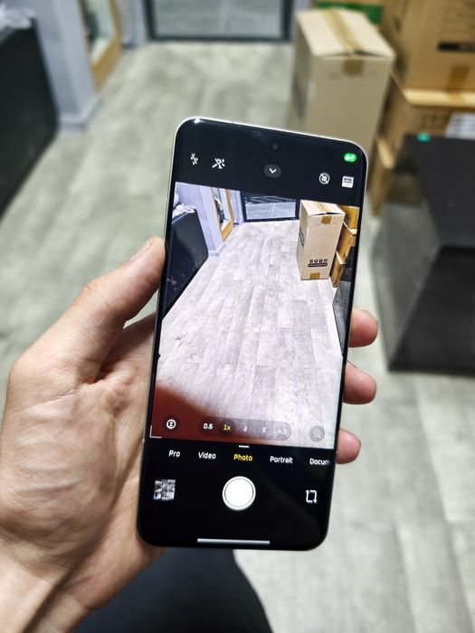 Xiaomi 15 ultra 12/256 в идеальном состоянии