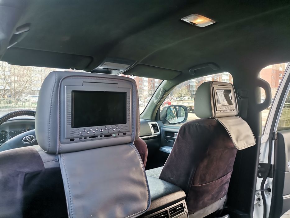 Ланд Крузер 200,2013год