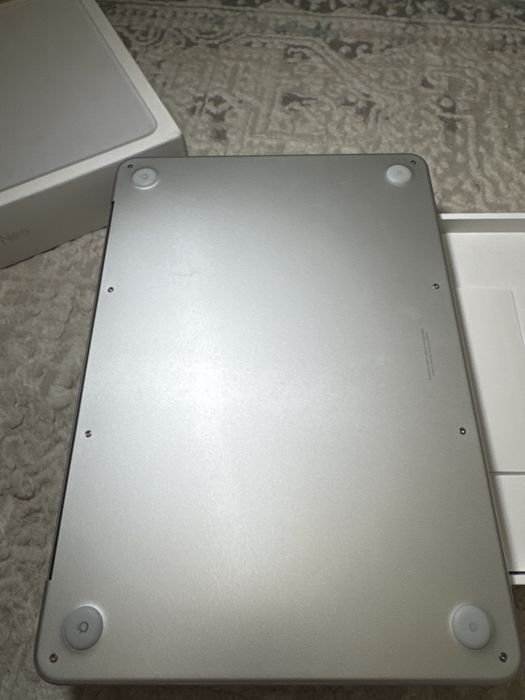 MacBook Neo Срочно продаю