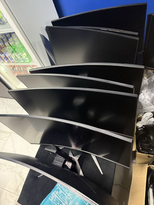 Мониторы 27, Мониторы 32