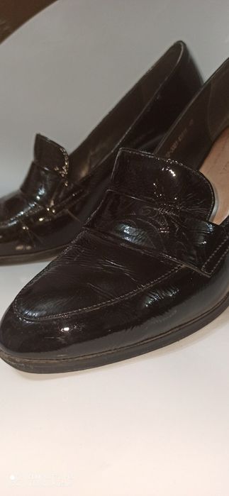 Туфли 40размер с удобным подошвой