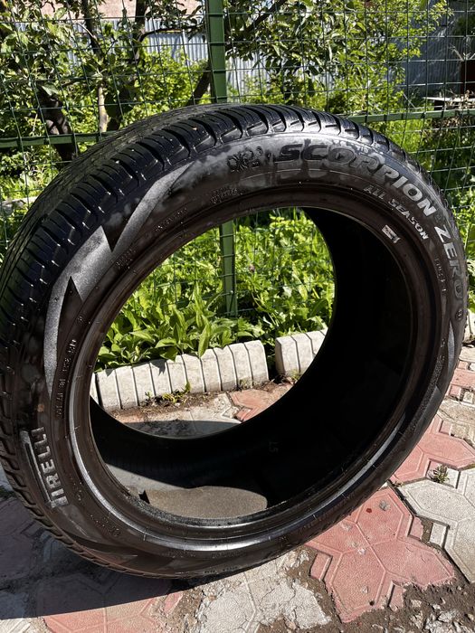 Один балон Pirelli scorpion zero 275/45/R21