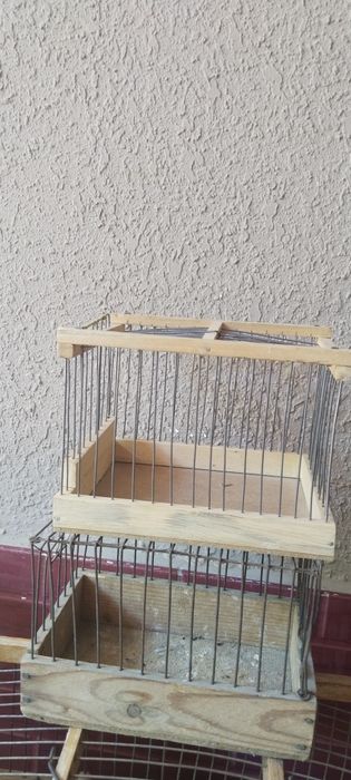 Продаются клетки для птиц