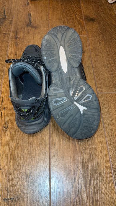 Спортни обувки Guess