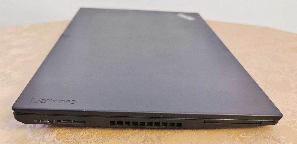 Core i7-8550U/16GB RAM/128G SSD/Quadro P500/15.6 IPS FHD/ThinkPad P52s