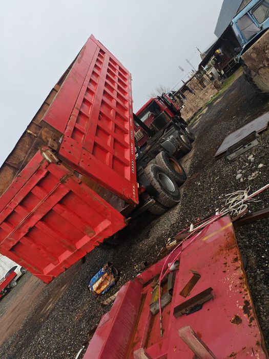 HOWOni kuzufi silindri kanmplekt sotiladi srochni