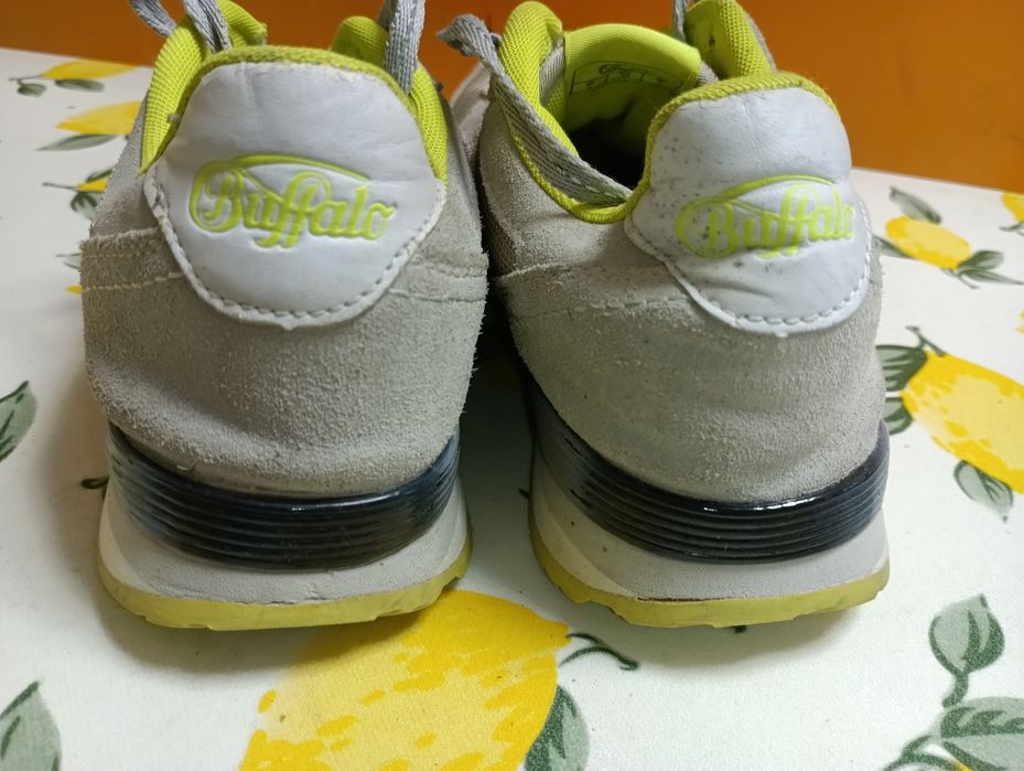 Buffalo N 39 кожени - 20 лв