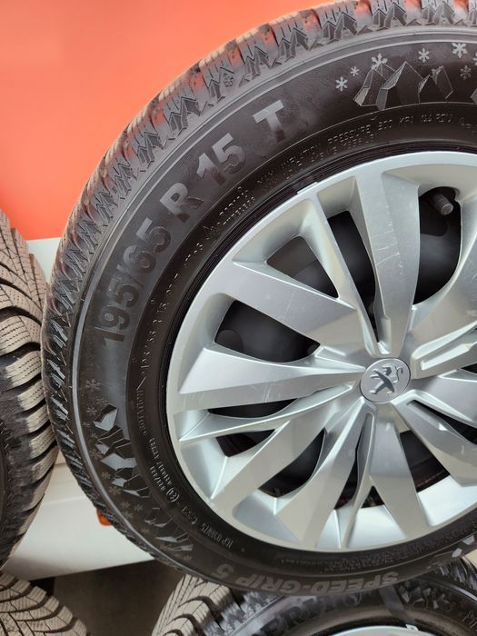 PEUGEOT 2008 Метални джанти със ЗИМНИ ГУМИ + ТАСОВЕ