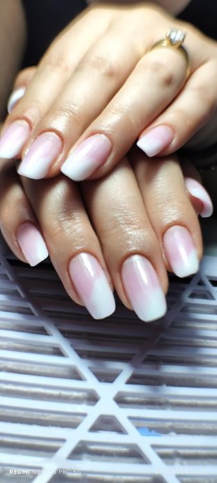 Unghii cu gel,semi,gel pe unghia naturala! Popesti Leordeni