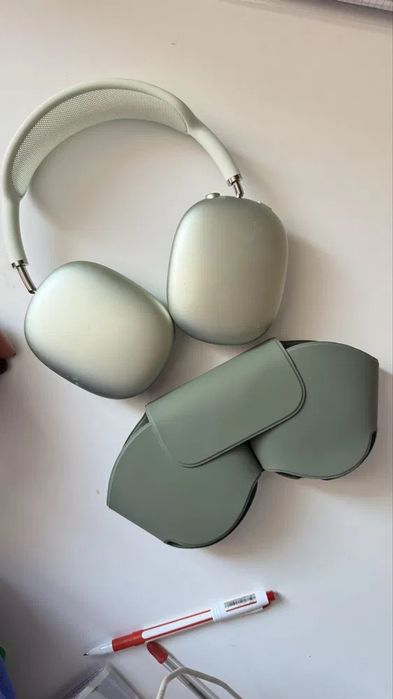Продается наушник Airpods max