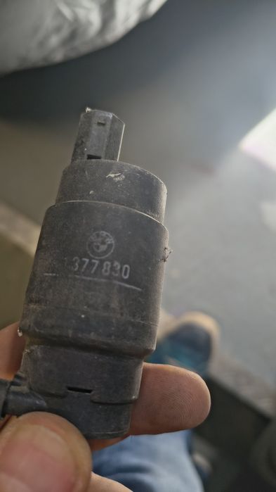 Diverse piese BMW E30.. ursuleț