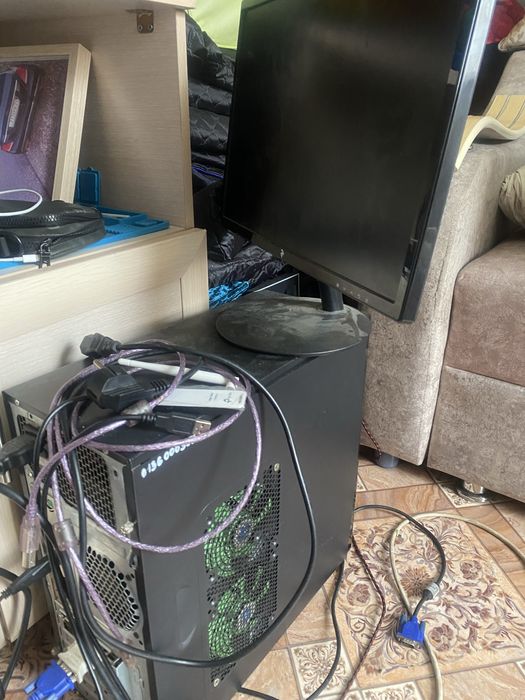 Продам компютер в хорошем состяние