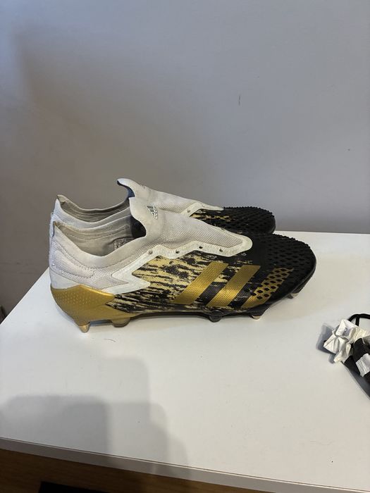 Vand adidas predator