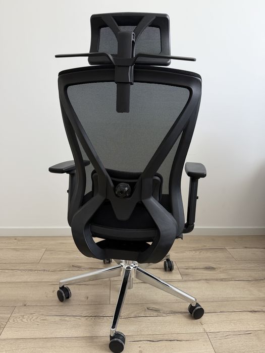 Vand 2 scaune de birou ergonomice