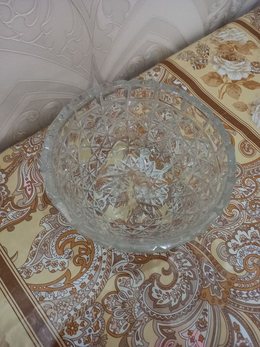 Хрустальная салатница