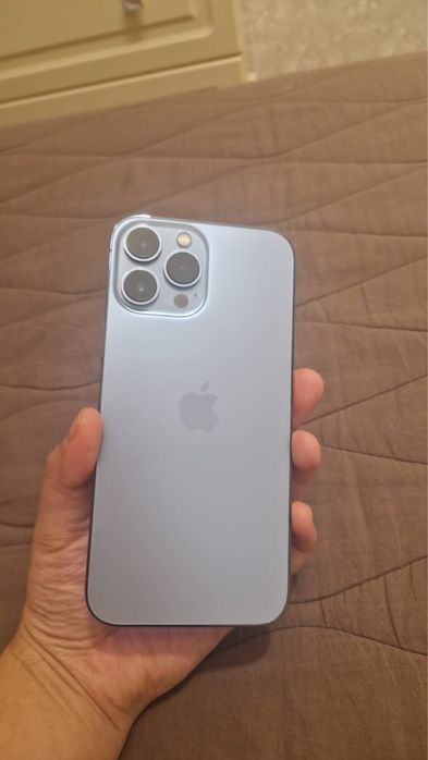 Продам iPhone 13 Pro Max