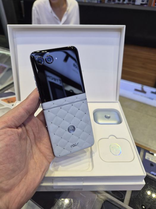Motorola Razr 60 By Swarovski