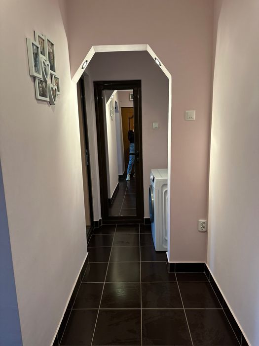 Vana apartament Micro 38, 3 camere semidecomandat