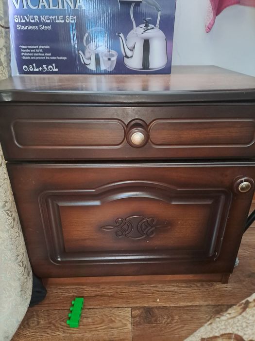 Срочно продается спальный гарнитур