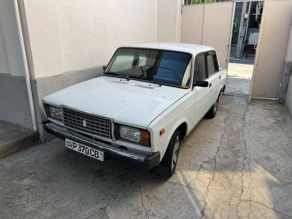 Vaz 2107 benzin  2002yil
