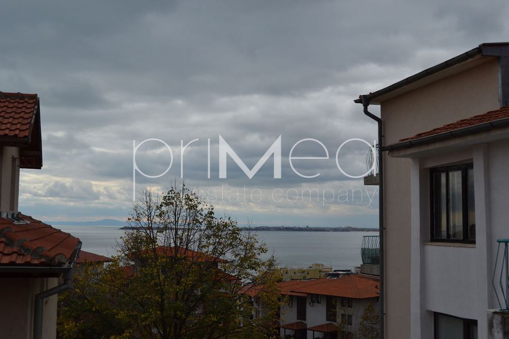 Продава се Хотел в Свети Влас - 800 кв.м за 738 €/кв.м - Снимка #2