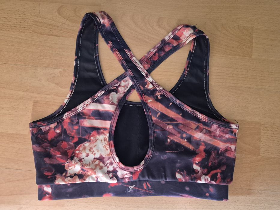 Оригинални НОВИ тениски и потници