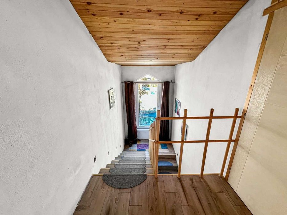 Двуетажна къща в Царичино