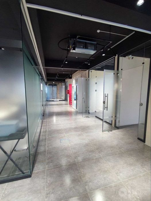 ул.Нукус Гламур офис в БЦ 422 м² 7-этаж ремонт Loft мебель техника