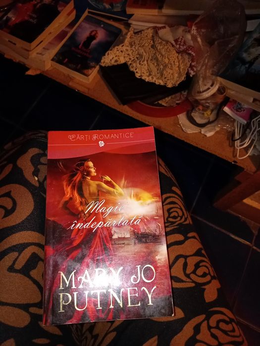 Vand carti stare buna la 5 lei bucata