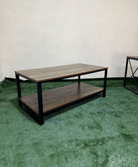 Jurnalniy stol loft