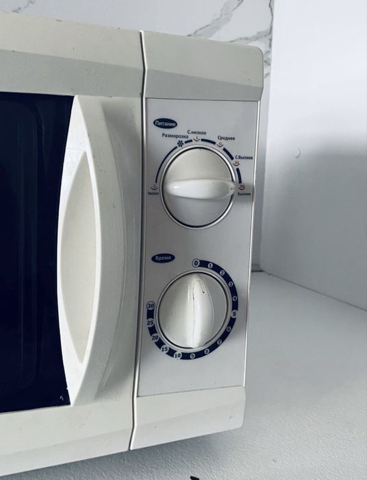 Микроволная печ продам