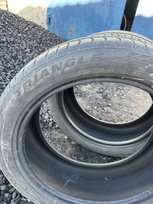 245/45/19  пара, лето.