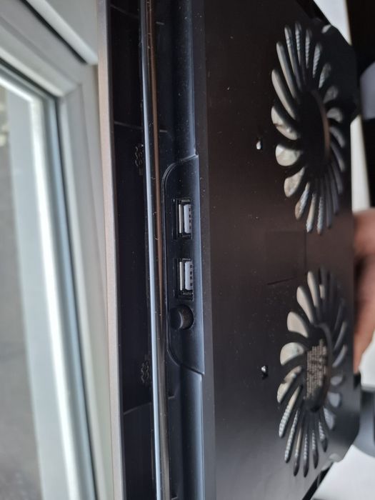 Подставка под ноутбук Defender, 17"