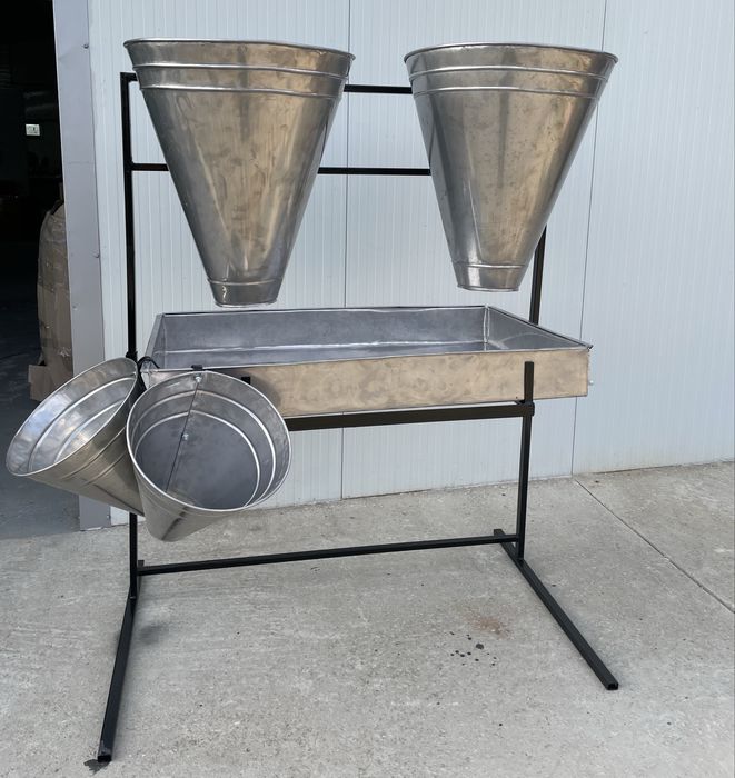 Deplumator pasari si conuri sacrificare