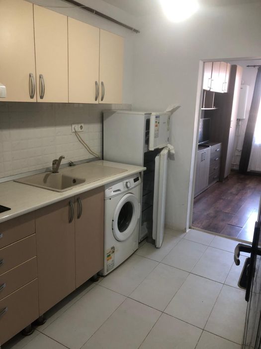 Inchiriez camera de camin, (zona liceul de politie) utilata, mobilata