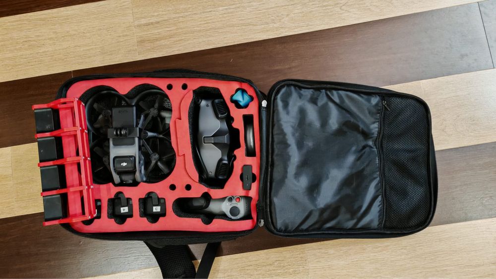 DJI AVATA + GOGGLES 2 + RC MOTION  и още (супер комбо)