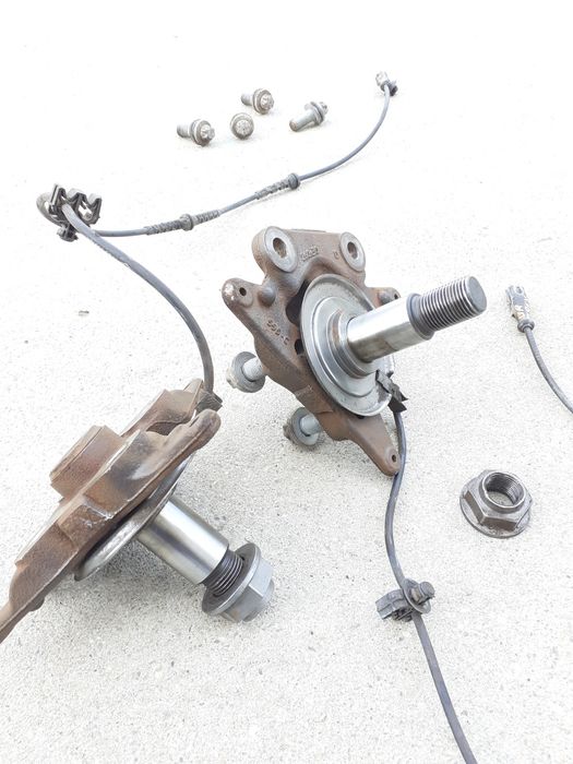 Fuzeta Butuc Rulment Senzor ABS Spate Renault Megane 3 1.5 Dci Break