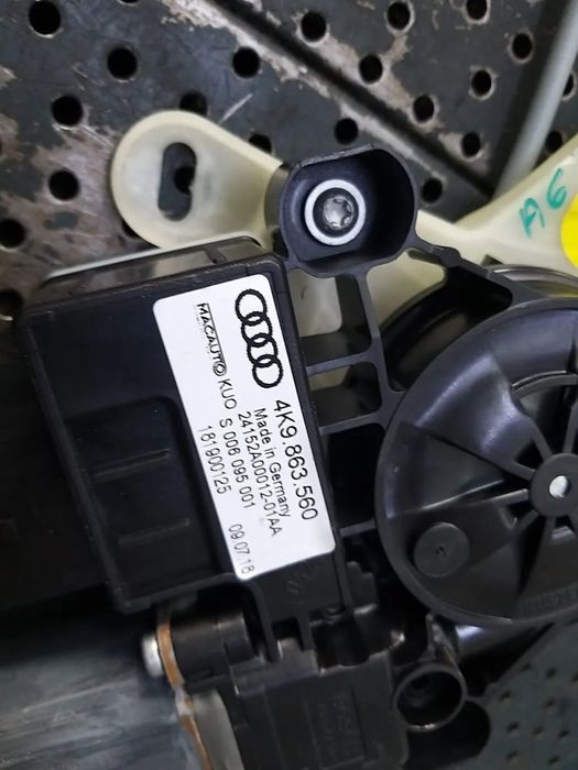 Motoras macara trapa completa audi a6 c8 4k 4k9863560 e006095001 e006095002